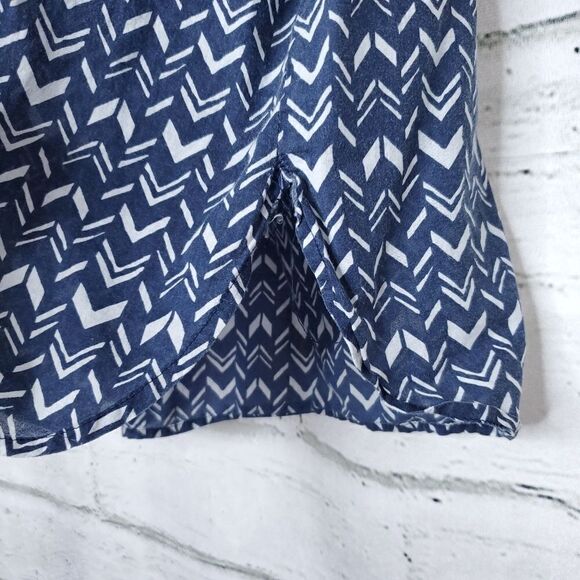 Beachlunchlounge sleeveless geometric shirt - Picture 5 of 12